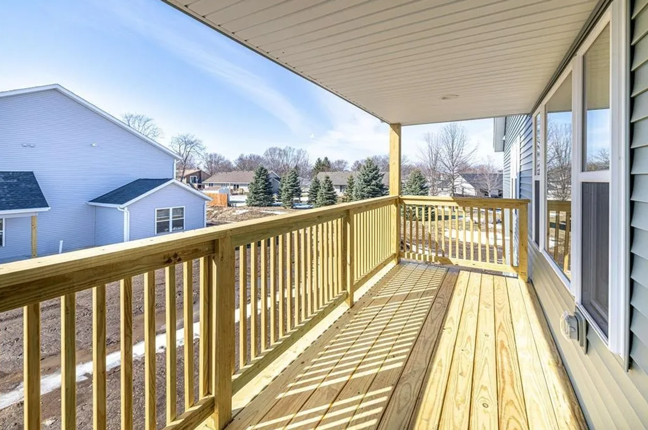 56 E Ash Ln - Photo 2 of 14