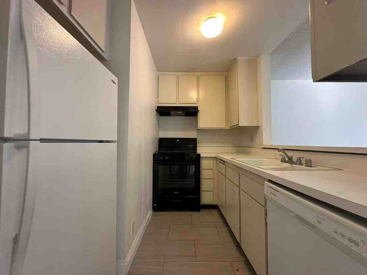 208 Orange Blossom - Photo 3 of 12