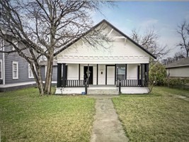 featured image of 1916 Mitchell Ave