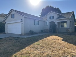 featured image of 401 Azalea Ct