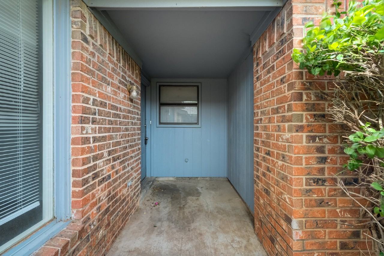 1317 80th St - Photo 2 of 29