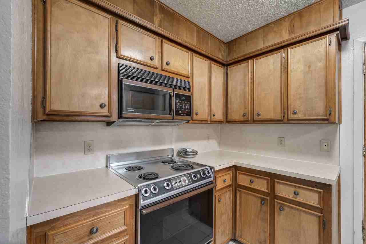 1317 80th St - Photo 5 of 29