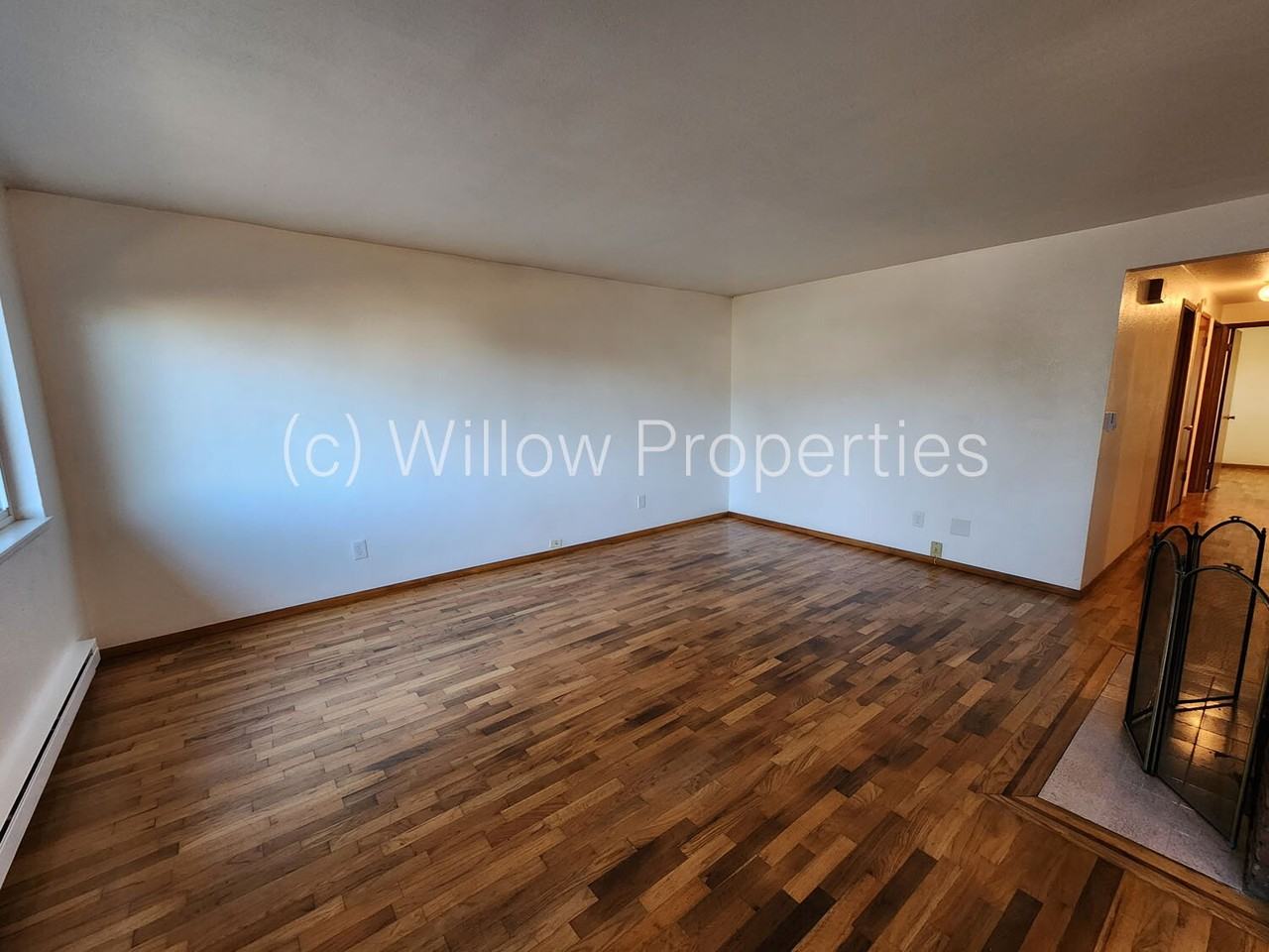 720 S 59th St - Photo 3 of 12