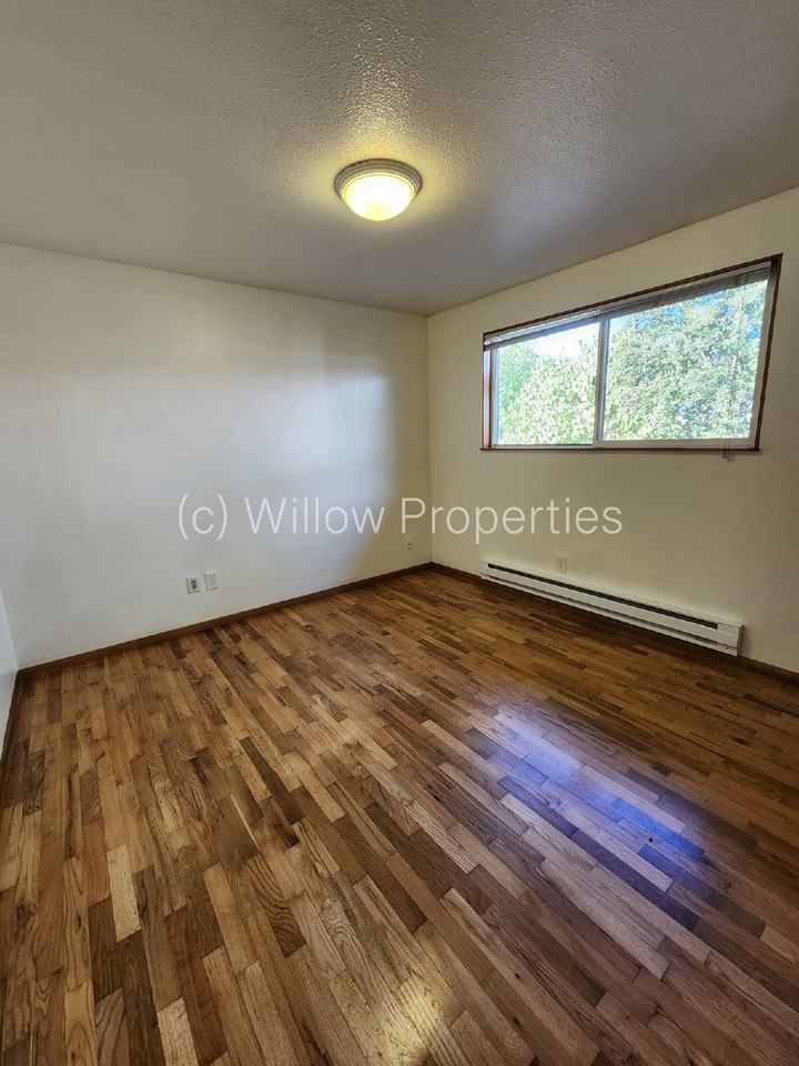 720 S 59th St - Photo 6 of 12