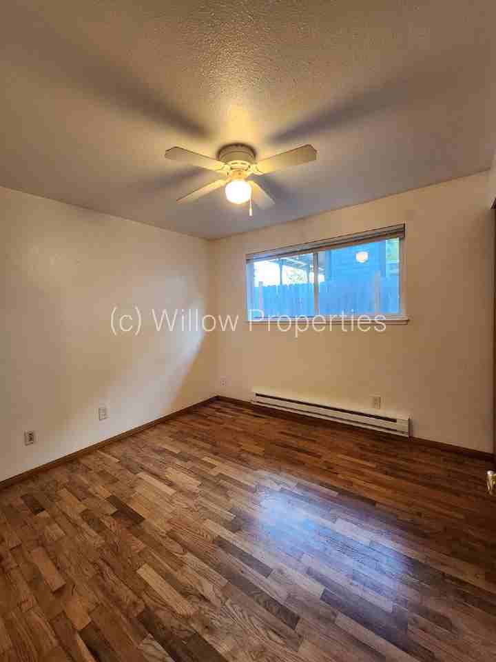720 S 59th St - Photo 7 of 12