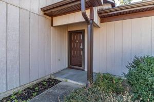 featured image of 2000 Stephens Ct