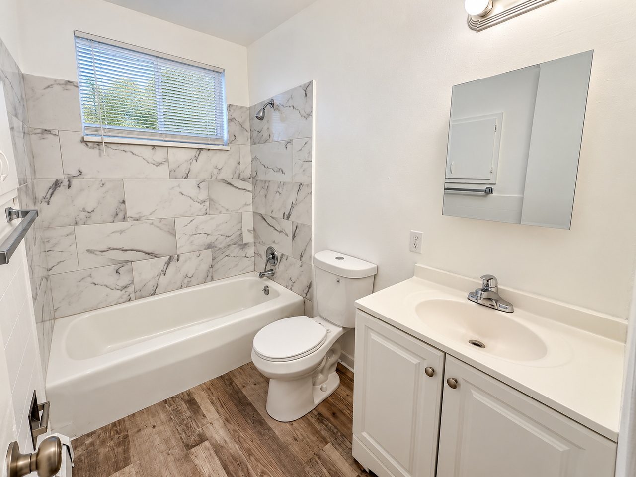 4677 W Tennessee Ave - Photo 5 of 11