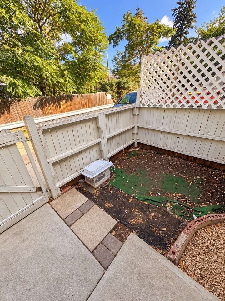 4677 W Tennessee Ave - Photo 6 of 11
