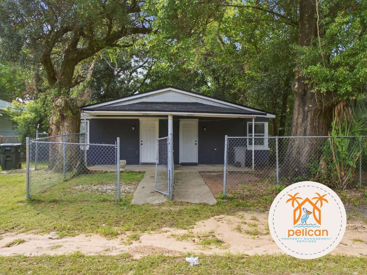 2409 W Lakeview Ave - Photo 3 of 17