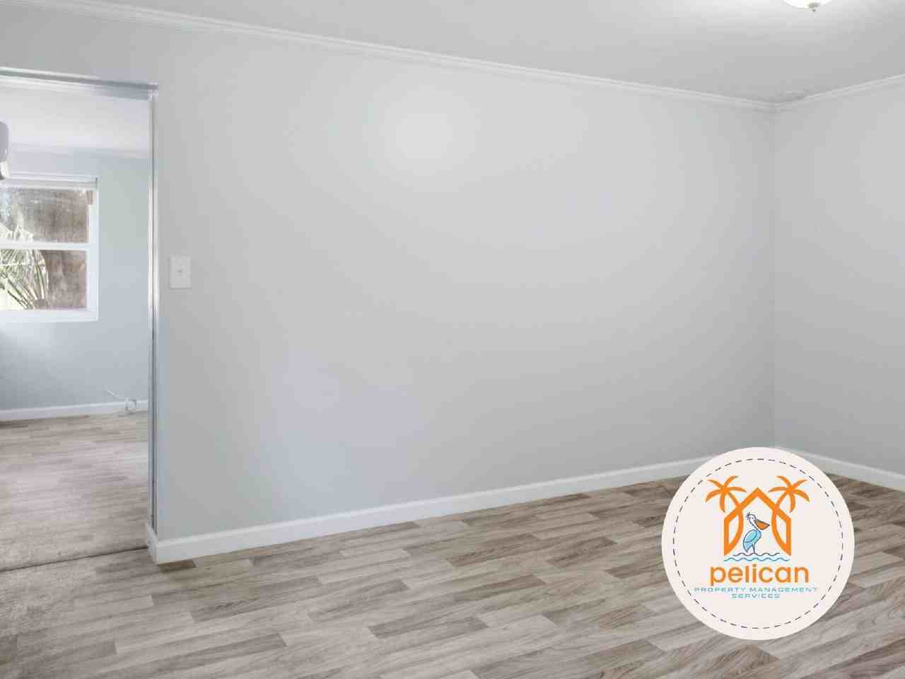2409 W Lakeview Ave - Photo 5 of 17
