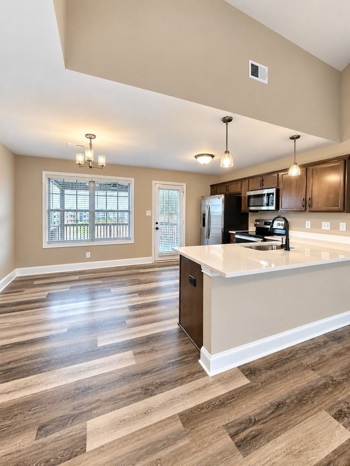 772 Lillian Grace Dr - Photo 2 of 18