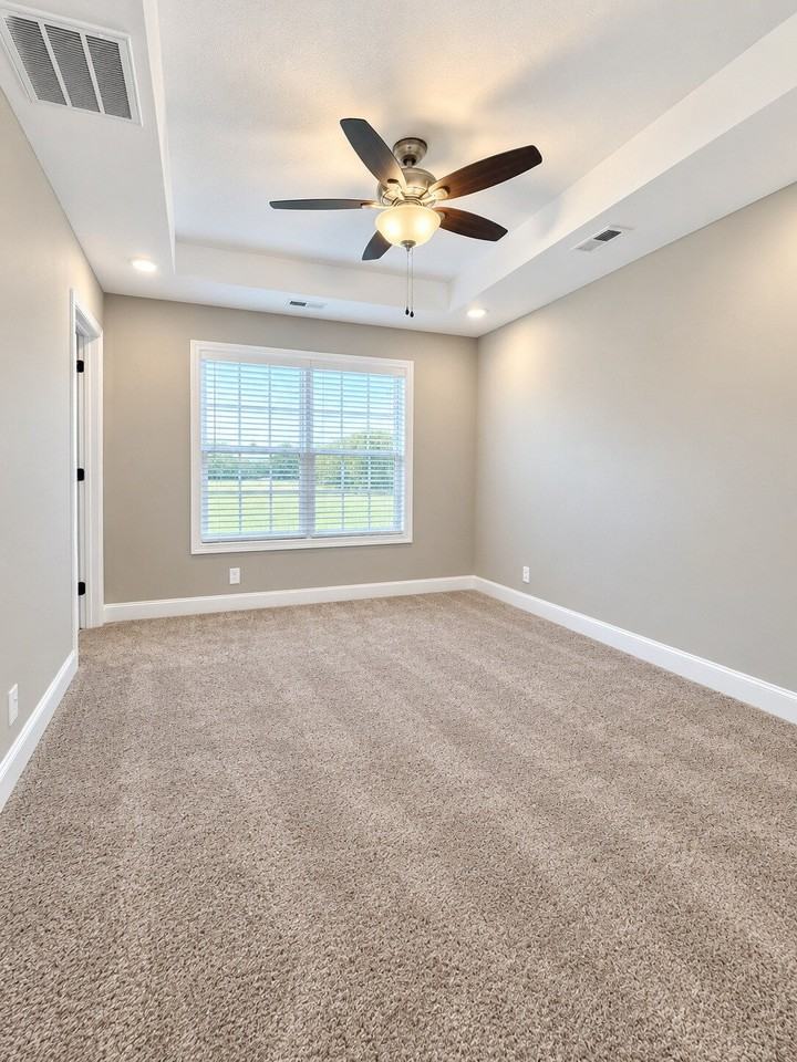 772 Lillian Grace Dr - Photo 4 of 18