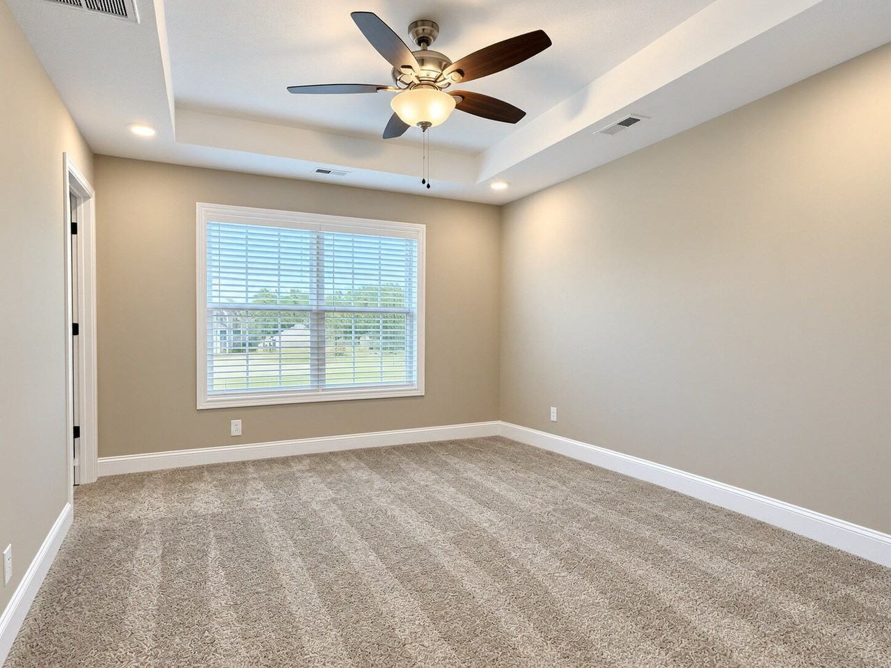 772 Lillian Grace Dr - Photo 5 of 18