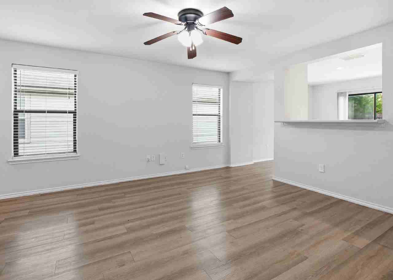 10124 Bermuda Trce - Photo 3 of 22