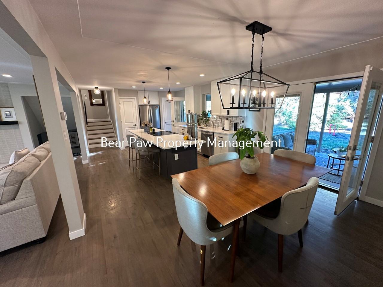 1450 Kingsbury Ct - Photo 7 of 21