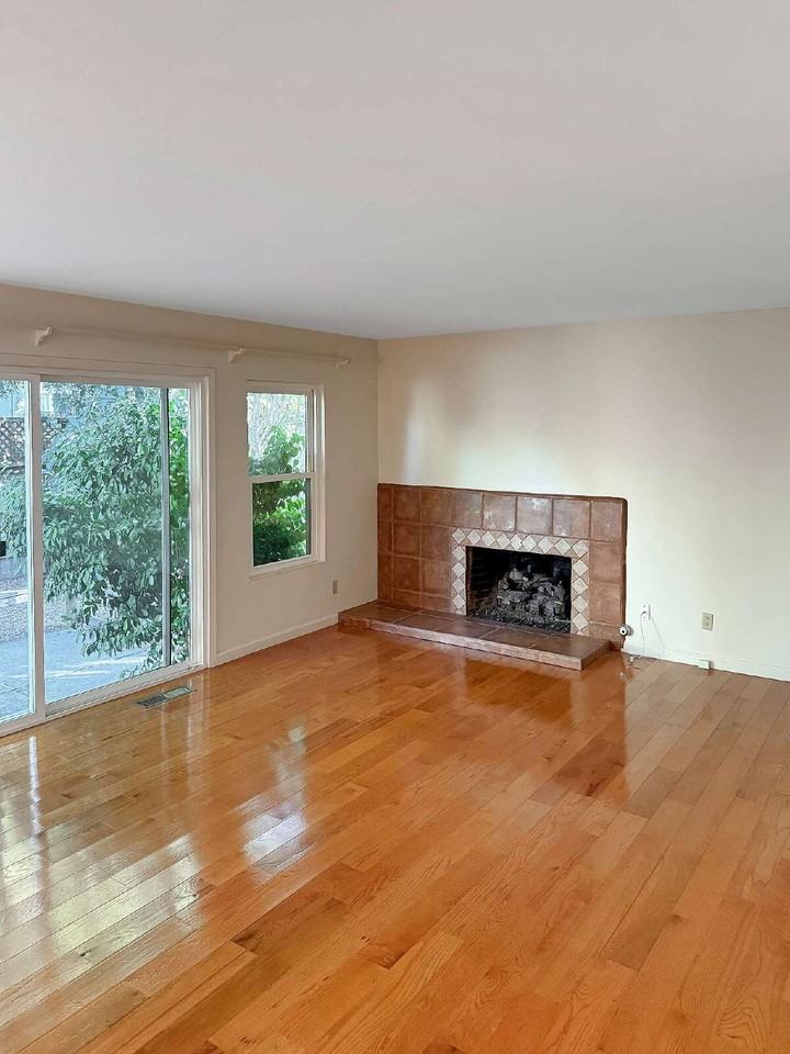 482 York Ct - Photo 6 of 31