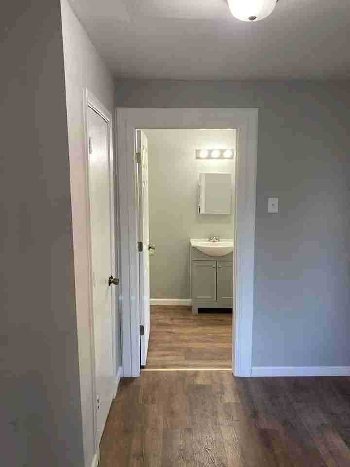 4819 Hubert St - Photo 6 of 17