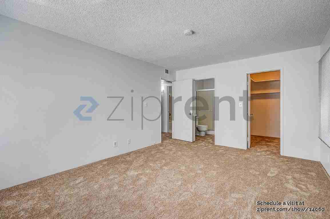 10000 Summertime Ln #303 - Photo 5 of 18
