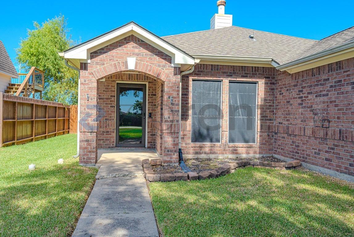 4915 Cotton Creek Dr - Photo 4 of 31