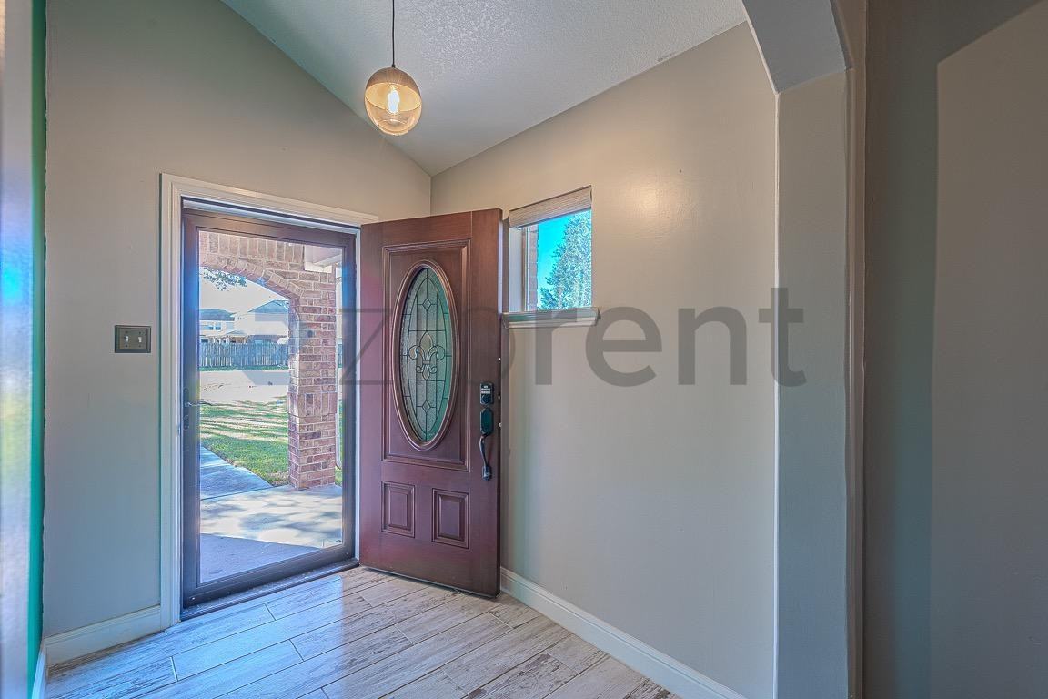 4915 Cotton Creek Dr - Photo 5 of 31