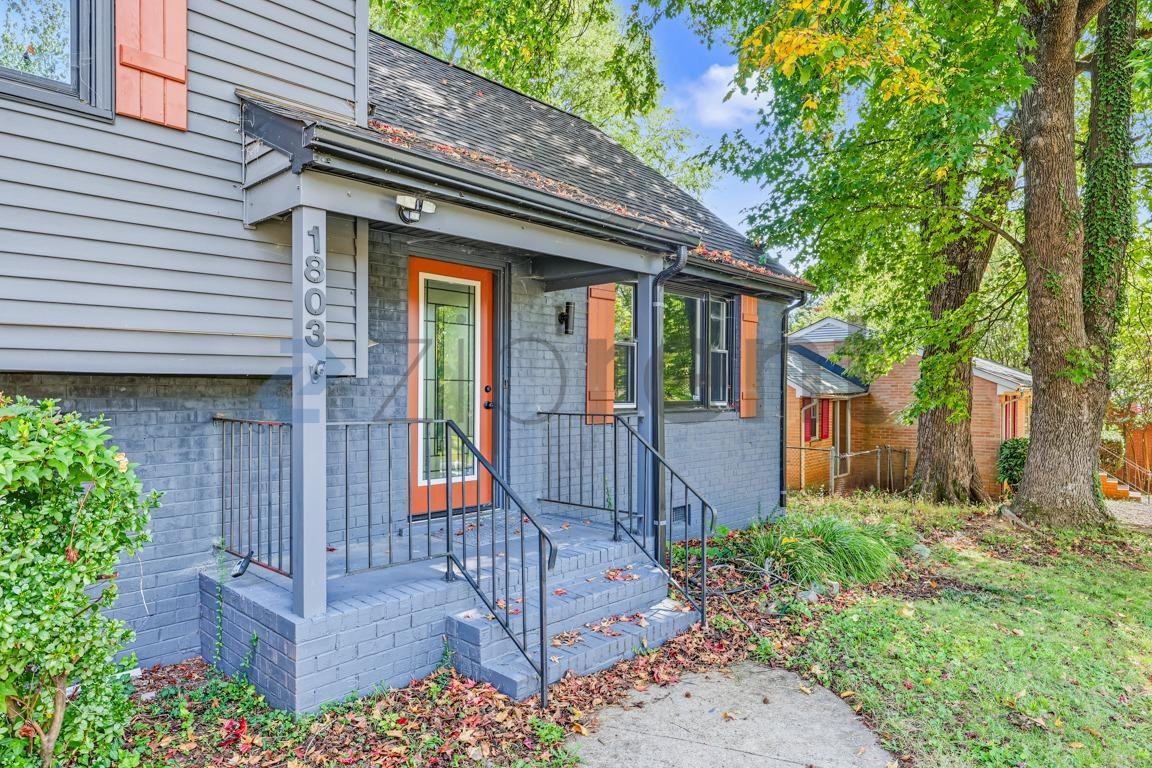 1803 S Meadow St - Photo 4 of 37