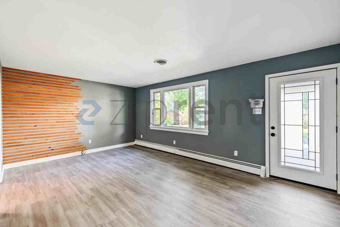 1803 S Meadow St - Photo 5 of 37