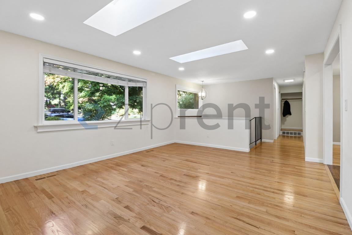 7642 138th Pl Ne - Photo 4 of 27