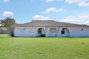 7205 Lake Country Dr - Photo 1 of 1