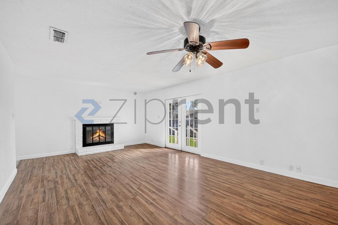 7205 Lake Country Dr - Photo 7 of 26