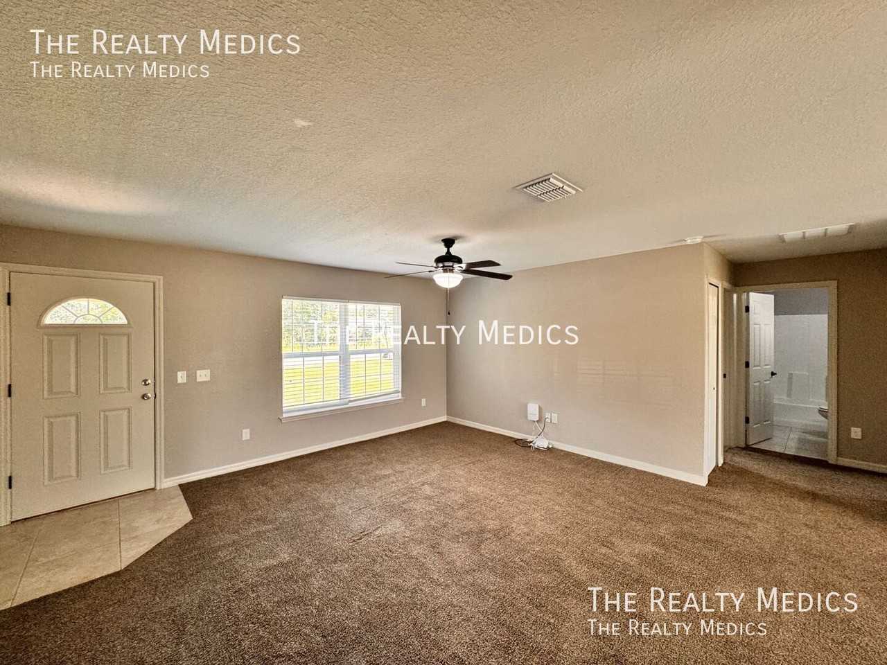16033 Sw 27th Avenue Rd - Photo 2 of 17