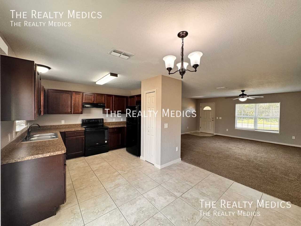 16033 Sw 27th Avenue Rd - Photo 4 of 17