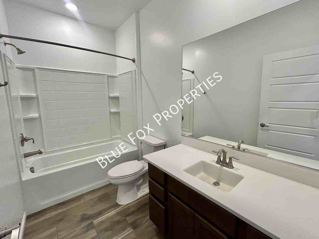 7110 W Ferntree Ln - Photo 6 of 27