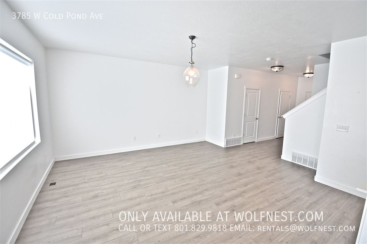 3785 W Cold Pond Ave - Photo 7 of 48