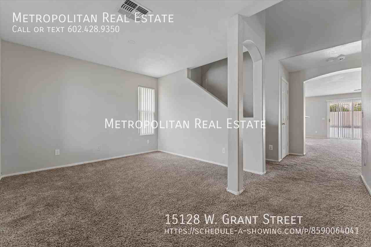 15128 W Grant St - Photo 3 of 32