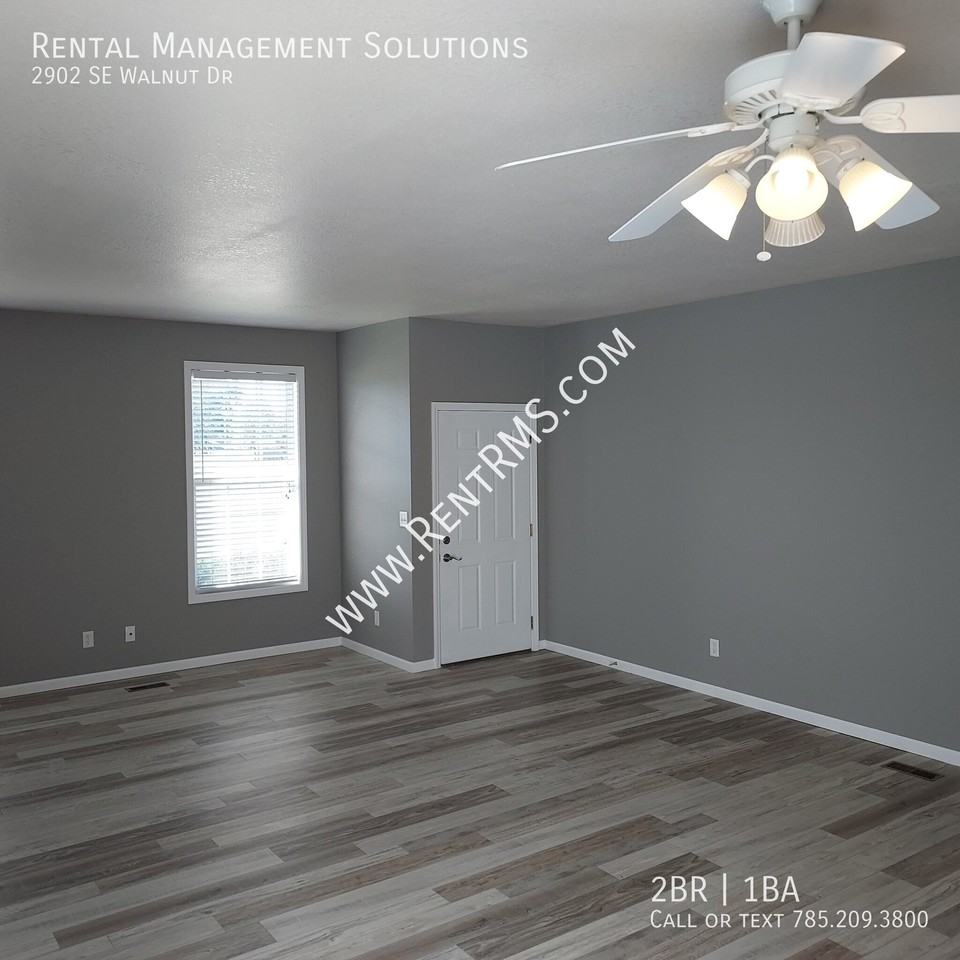 2902 Se Walnut Dr - Photo 4 of 26