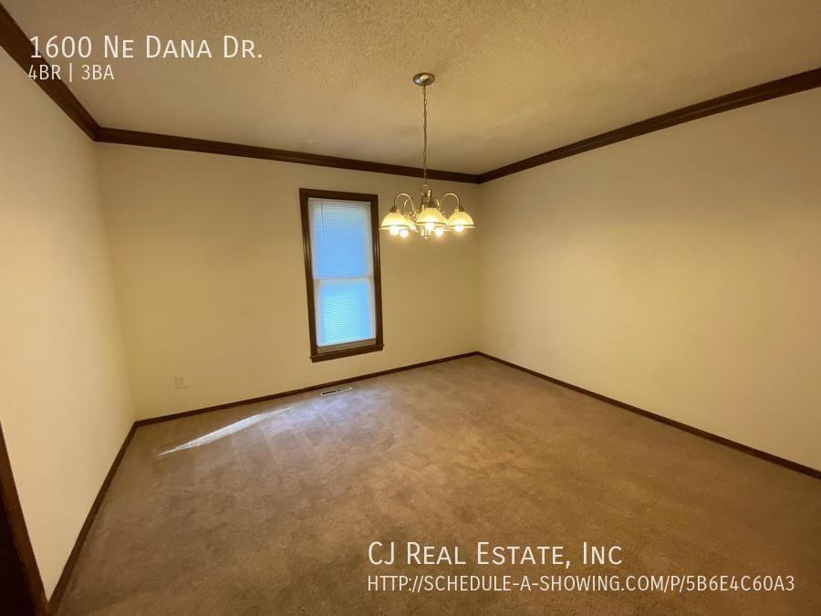 1600 Ne Dana Dr #1600DANA - Photo 5 of 11
