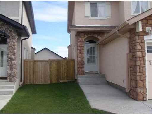 1132 Sherwood Blvd Nw - Photo 2 of 16