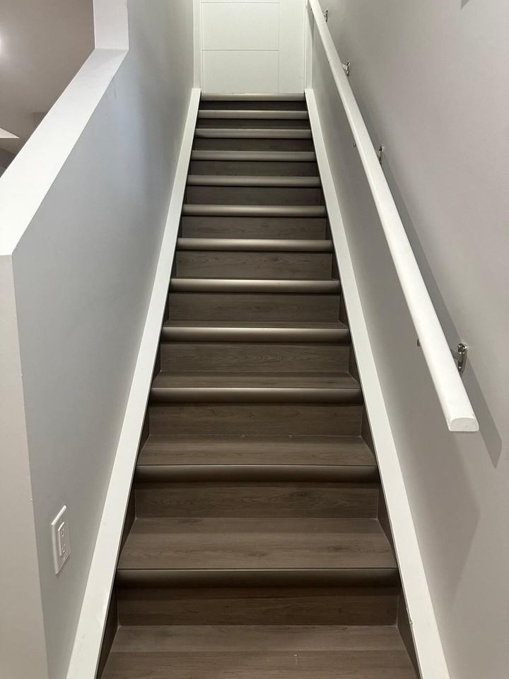 40 Legacy Reach Cres Se - Photo 3 of 16