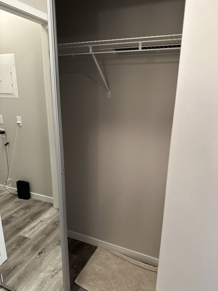 1818 - 1818 Rutherford Rd Sw - Photo 6 of 11