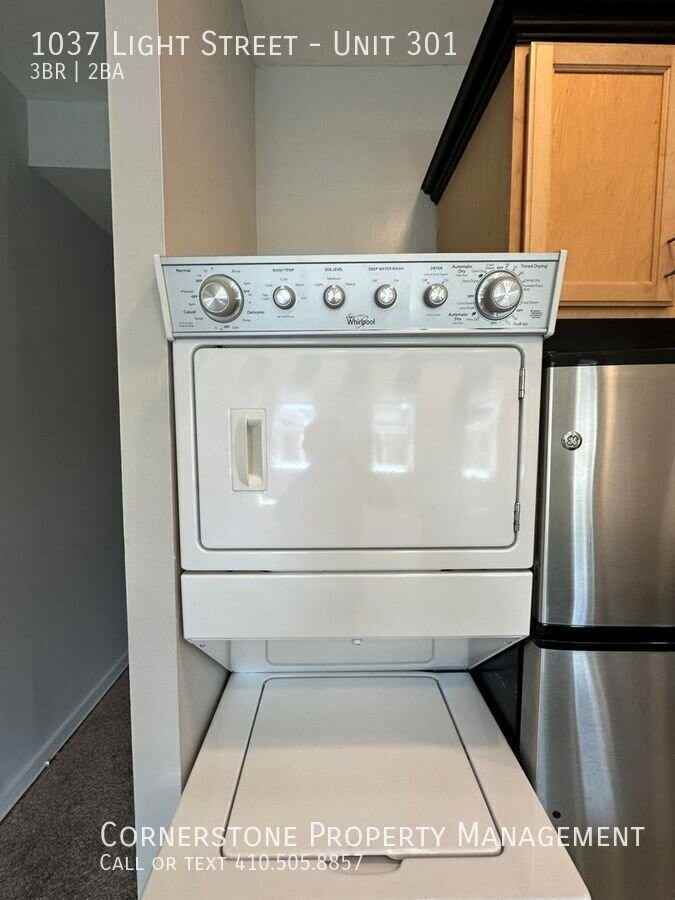 1037 Light St #301 - Photo 4 of 28