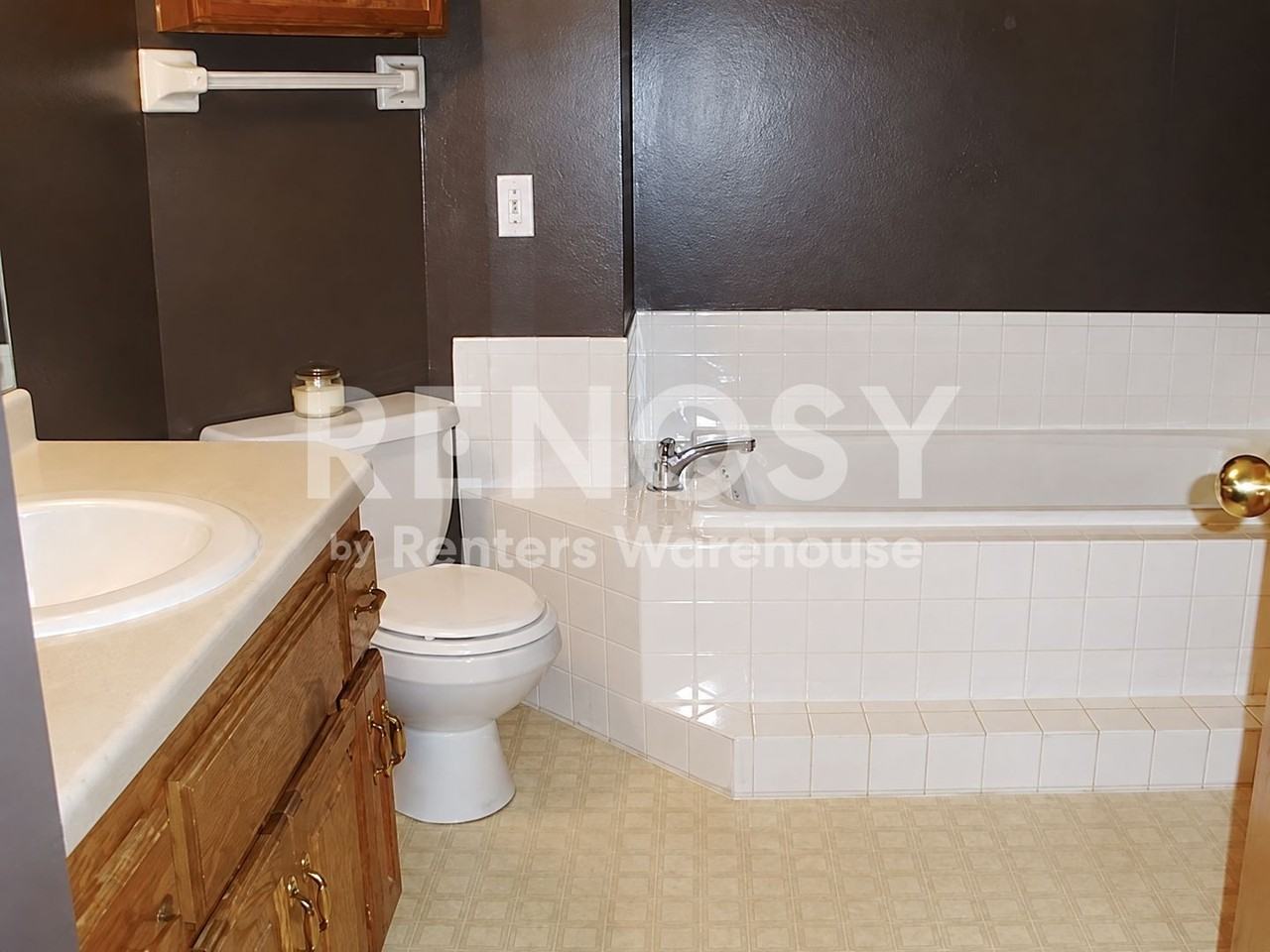 7091 Deerwood Ln N - Photo 7 of 8