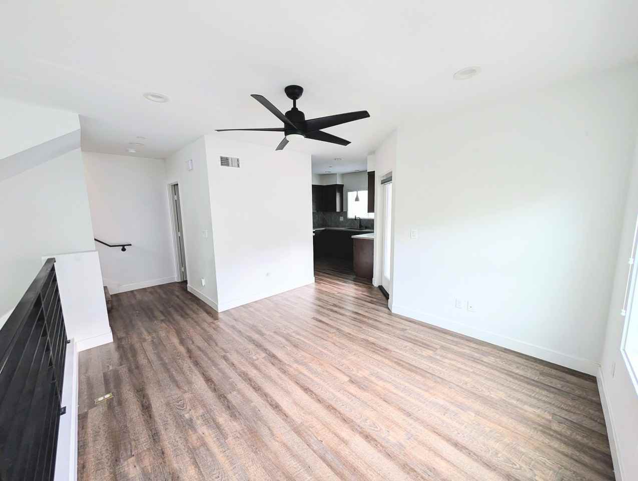 1804 Termino Ave #1804 - Photo 4 of 22