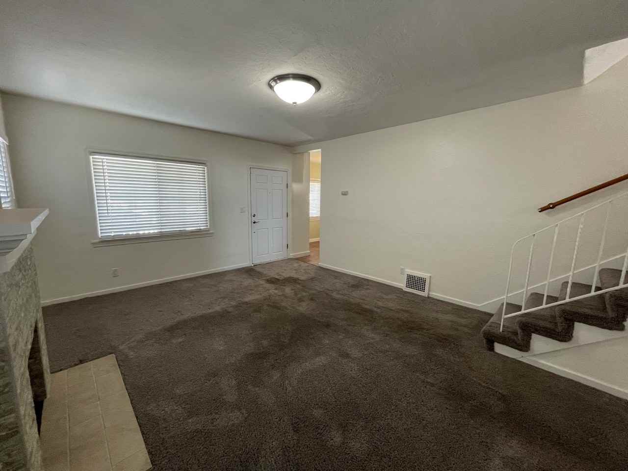307 Estabrook St #NA - Photo 5 of 16