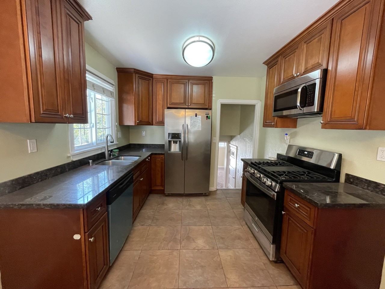 307 Estabrook St #NA - Photo 6 of 16