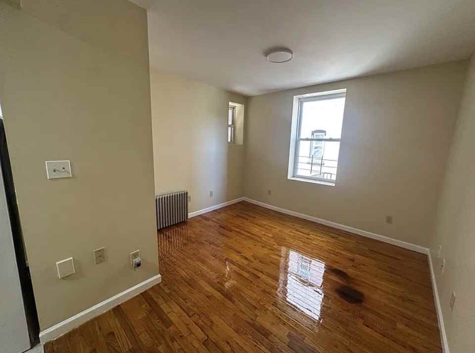 37 E 3rd St #1 - Photo 4 of 6