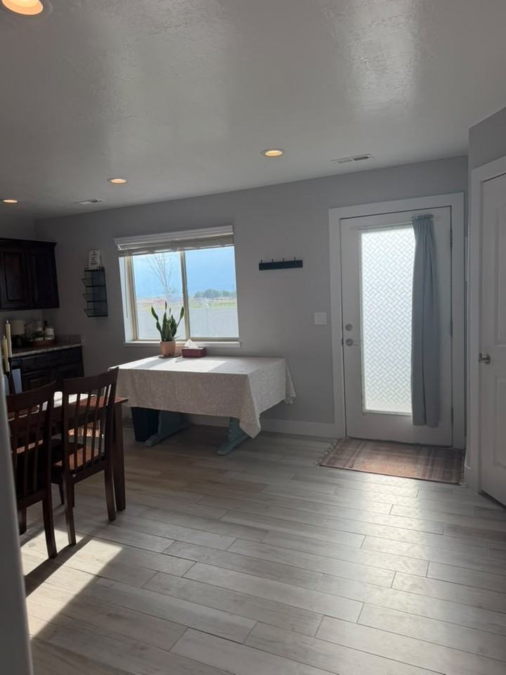 966 W 1075 S #18 - Photo 3 of 31