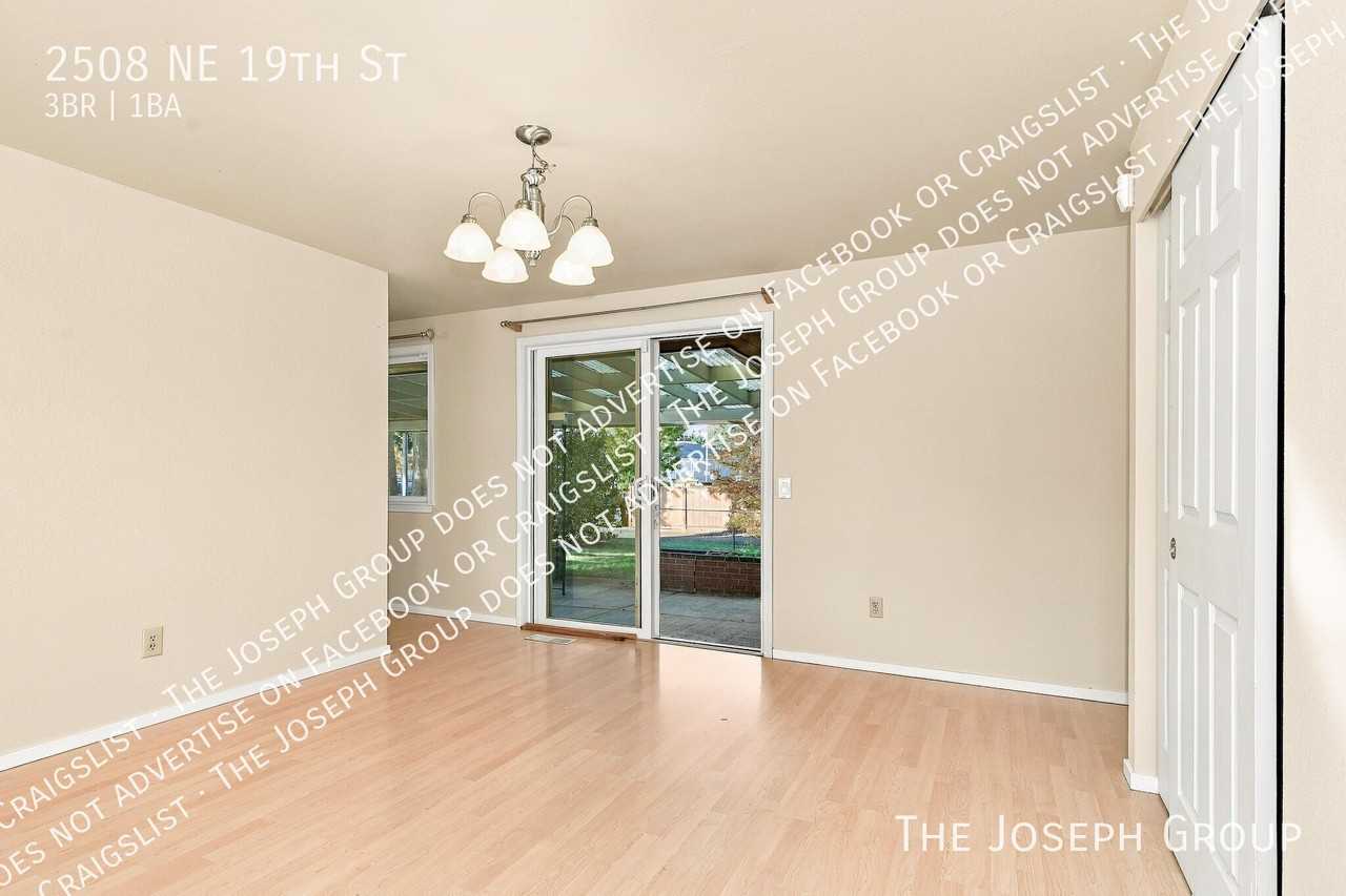2508 Ne 19th St - Photo 6 of 17