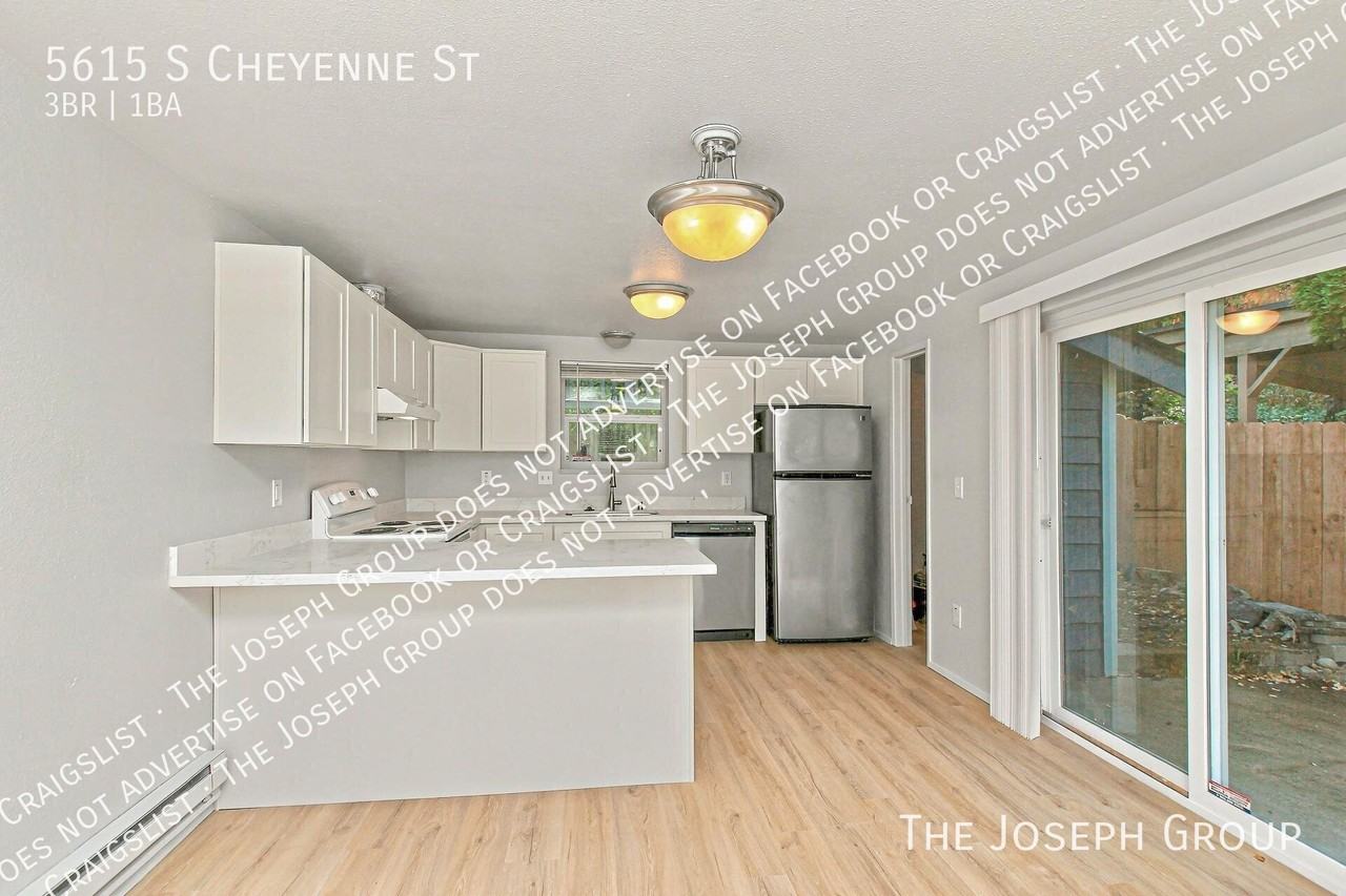 5615 S Cheyenne St - Photo 4 of 27