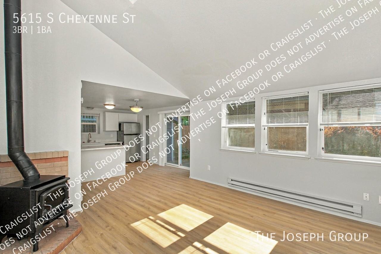 5615 S Cheyenne St - Photo 7 of 27