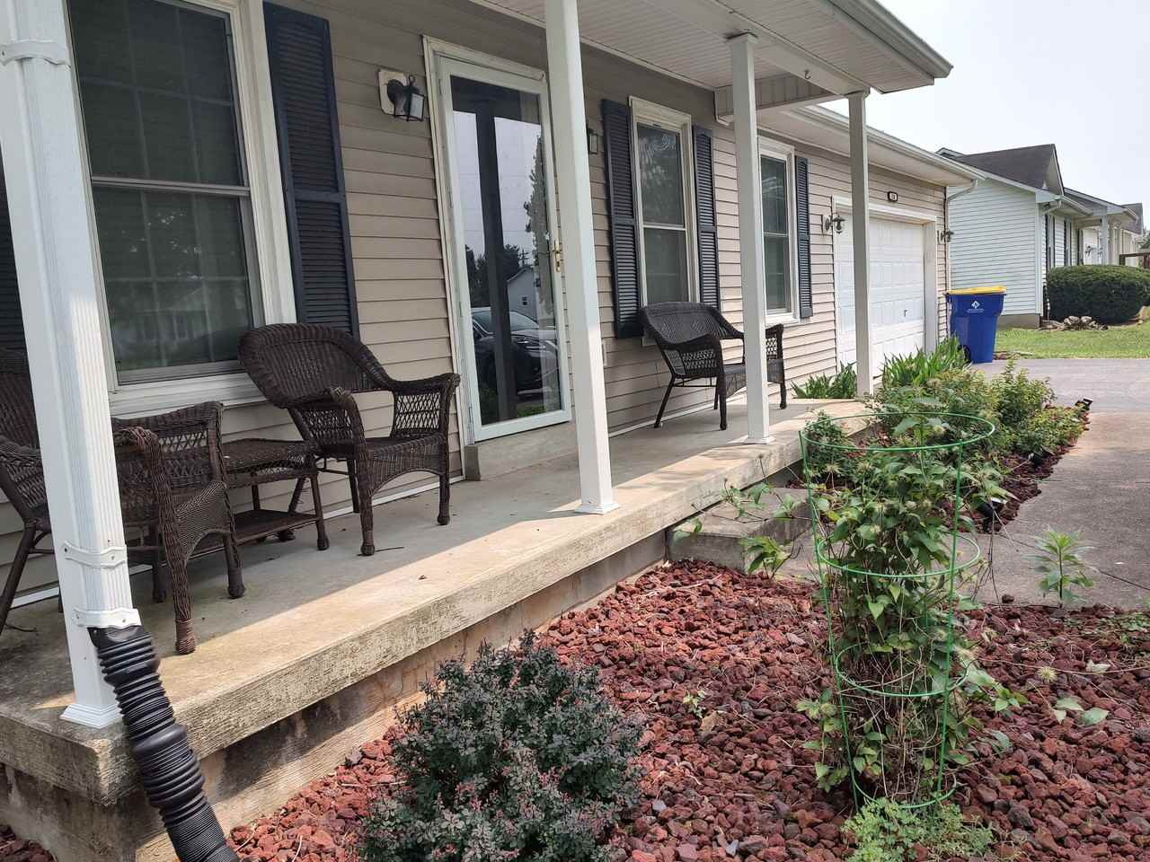 520 Lauren Ave #NA - Photo 2 of 17